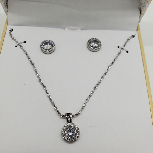 Charter Club Rhinestone Necklace and Earrings Never Wore! - Picture 2 of 4